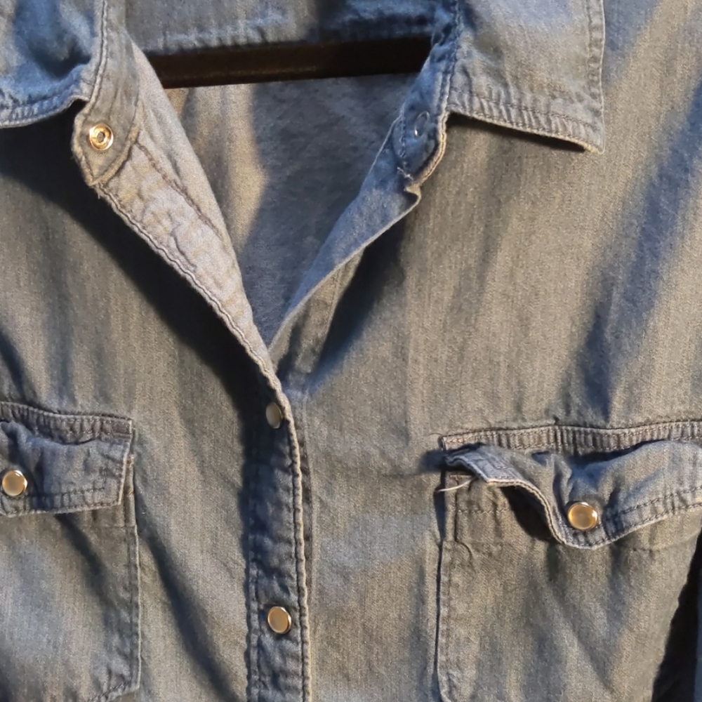Jean Jacket/ Button Up - Picture 3 of 5